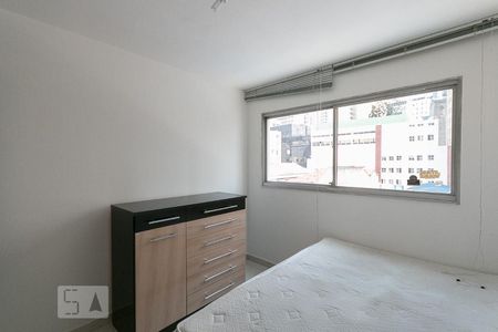 Quarto de kitnet/studio para alugar com 1 quarto, 30m² em Liberdade, São Paulo
