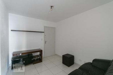 Sala de kitnet/studio para alugar com 1 quarto, 30m² em Liberdade, São Paulo