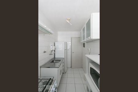 Cozinha de kitnet/studio para alugar com 1 quarto, 30m² em Liberdade, São Paulo