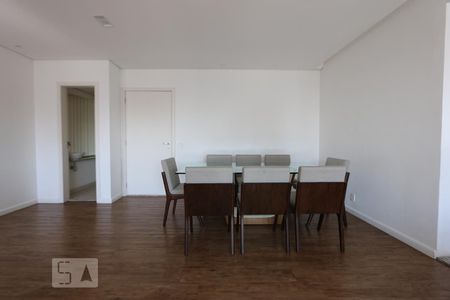 Apartamento para alugar com 155m², 3 quartos e 3 vagassala