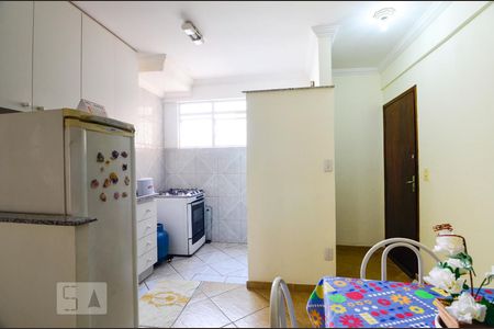 Cozinha de apartamento para alugar com 1 quarto, 43m² em Botafogo, Campinas