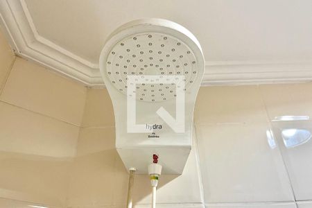 Banheiro de kitnet/studio para alugar com 1 quarto, 30m² em Mirandópolis, São Paulo