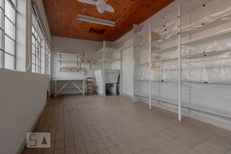 Casa à venda com 170m², 3 quartos e 3 vagasSalão