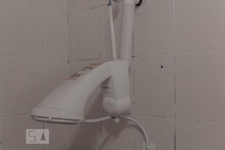 Casa à venda com 170m², 3 quartos e 3 vagasBanheiro 