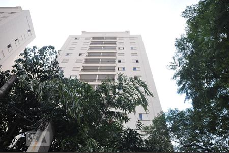 Apartamento para alugar com 62m², 3 quartos e 1 vagaFachada