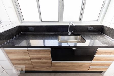 Apartamento para alugar com 76m², 2 quartos e 2 vagasCozinha