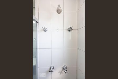 Apartamento para alugar com 76m², 2 quartos e 2 vagasBanheiro Chuveiro