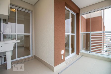 Varanda de kitnet/studio para alugar com 1 quarto, 35m² em Pinheiros, São Paulo