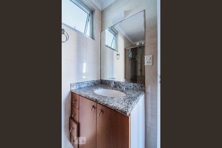 Apartamento à venda com 73m², 2 quartos e 1 vagaBanheiro 2