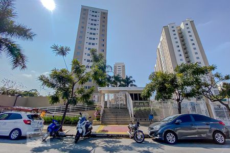 Apartamento para alugar com 55m², 2 quartos e 1 vagaFachada