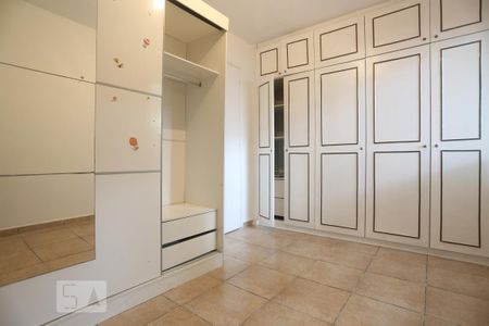 Quarto 1 de apartamento para alugar com 2 quartos, 65m² em Jardim Ester, São Paulo