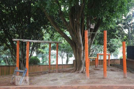 Apartamento para alugar com 65m², 2 quartos e 1 vagaAparelhos de Musculação