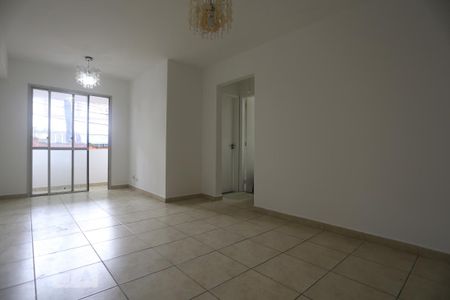Sala de apartamento para alugar com 2 quartos, 65m² em Jardim Ester, São Paulo