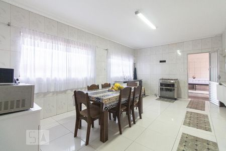 Casa à venda com 600m², 4 quartos e 4 vagasCozinha