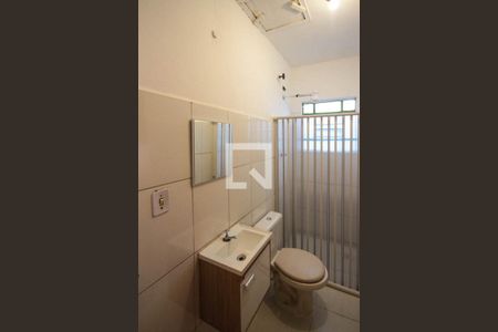 Banheiro de casa para alugar com 1 quarto, 55m² em Vila Brasil, São Paulo