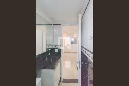 Apartamento à venda com 54m², 2 quartos e 1 vaga Apartamento à venda com 54m², 2 quartos e 1 vagaBanheiro