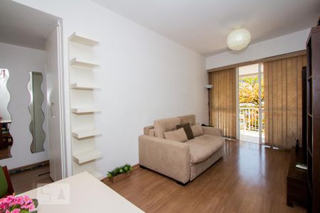 Sala de apartamento para alugar com 1 quarto, 60m² em Botafogo, Rio de Janeiro