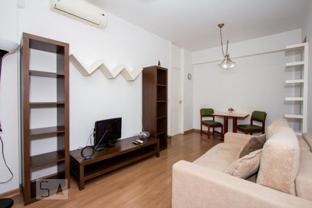 Sala de apartamento para alugar com 1 quarto, 60m² em Botafogo, Rio de Janeiro