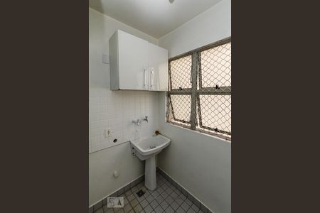 Apartamento para alugar com 65m², 3 quartos e 1 vagaÁrea de Serviço