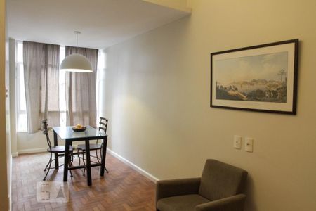Sala de apartamento para alugar com 1 quarto, 64m² em Copacabana, Rio de Janeiro