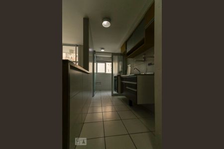 Cozinha de apartamento para alugar com 2 quartos, 51m² em Vila Cunha Bueno, São Paulo