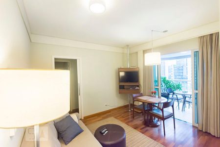 Sala de apartamento para alugar com 1 quarto, 44m² em Vila Olímpia, São Paulo