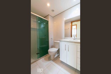 Banheiro 01 de apartamento à venda com 2 quartos, 75m² em Guará Ii, Brasília