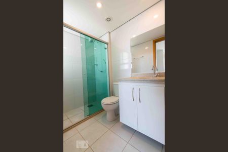 Apartamento à venda com 75m², 2 quartos e 1 vaga Apartamento à venda com 75m², 2 quartos e 1 vagaBanheiro 02