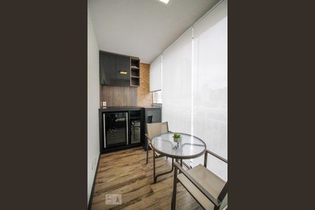 Apartamento à venda com 58m², 1 quarto e 2 vagasVaranda