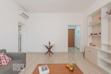 Sala de apartamento para alugar com 2 quartos, 64m² em Botafogo, Rio de Janeiro