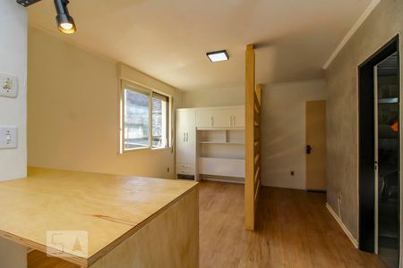 Detalhe Sala de apartamento para alugar com 1 quarto, 30m² em Bom Jesus, Porto Alegre
