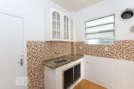 Apartamento para alugar com 78m², 2 quartos e sem vagaCozinha