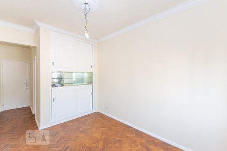 Apartamento para alugar com 78m², 2 quartos e sem vagaSala