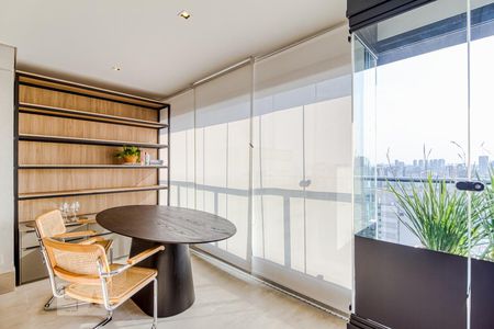 Varanda de apartamento à venda com 1 quarto, 57m² em Itaim Bibi, São Paulo