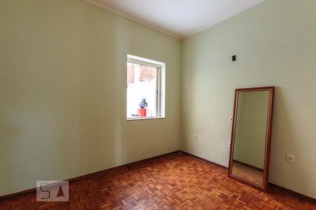 Casa à venda com 250m², 3 quartos e 2 vagasQuarto 3