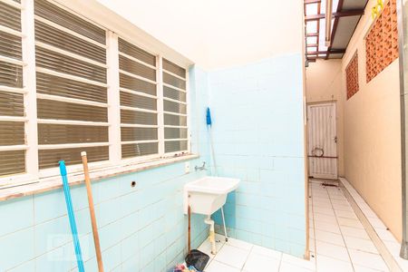 Casa à venda com 250m², 3 quartos e 2 vagasÁrea Externa