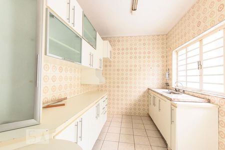 Casa à venda com 250m², 3 quartos e 2 vagasCozinha