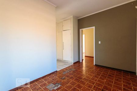 Sala de casa à venda com 3 quartos, 250m² em Parque São Quirino, Campinas