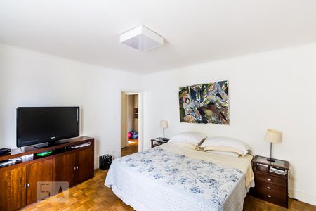 Apartamento à venda com 210m², 3 quartos e 2 vagas Apartamento à venda com 210m², 3 quartos e 2 vagasQuarto