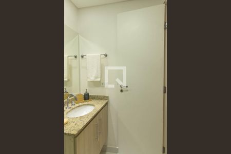 Apartamento para alugar com 66m², 2 quartos e 1 vaga Apartamento para alugar com 66m², 2 quartos e 1 vagaBanheiro de Serviço