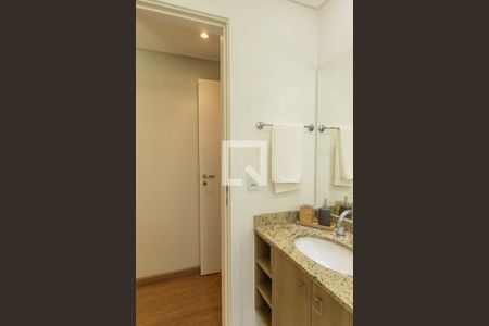 Apartamento para alugar com 66m², 2 quartos e 1 vaga Apartamento para alugar com 66m², 2 quartos e 1 vagaBanheiro da Suite