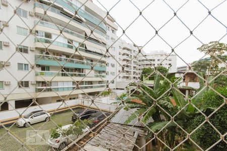 Apartamento à venda com 85m², 3 quartos e 1 vaga Apartamento à venda com 85m², 3 quartos e 1 vagaVista Quarto de Serviço
