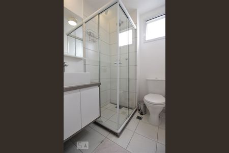 Apartamento à venda com 66m², 2 quartos e 2 vagasBanheiro da suíte