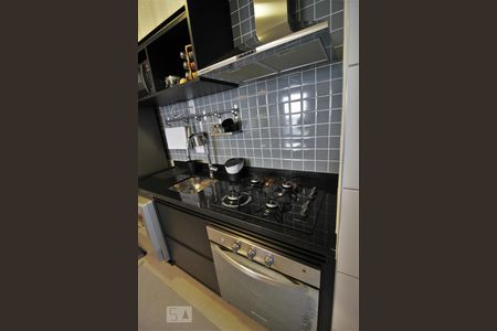 Apartamento à venda com 66m², 2 quartos e 2 vagasDetalhe da cozinha