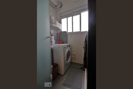 Apartamento à venda com 66m², 2 quartos e 2 vagasÁrea de serviço