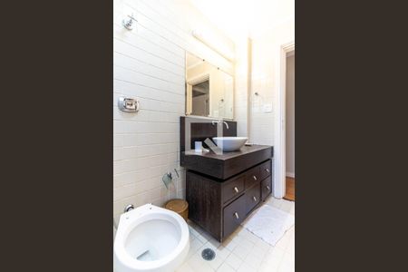 Apartamento para alugar com 74m², 1 quarto e sem vaga Apartamento para alugar com 74m², 1 quarto e sem vagaBanheiro