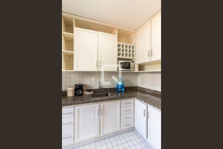 Apartamento para alugar com 74m², 1 quarto e sem vaga Apartamento para alugar com 74m², 1 quarto e sem vagaCozinha