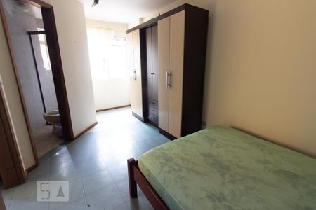 Quarto de apartamento para alugar com 1 quarto, 51m² em Hugo Lange, Curitiba