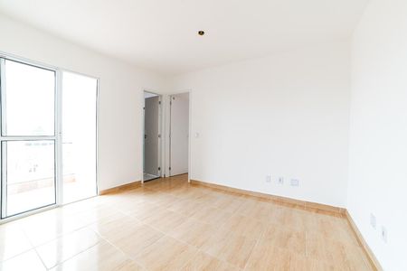 Sala - cozinha de apartamento para alugar com 1 quarto, 40m² em Vila Nova Carolina, São Paulo