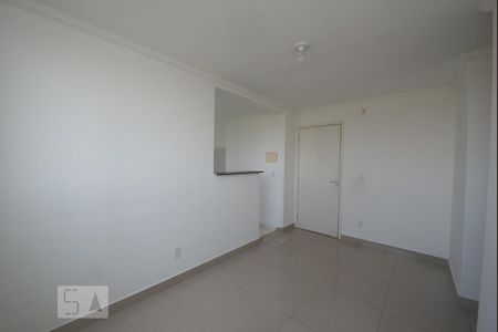 Detalhe Sala de apartamento para alugar com 2 quartos, 47m² em Vila Bremen, Guarulhos